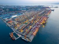 陕西宝鸡到俄罗斯新西伯利亚服装快反空运