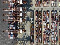 发电设备经过山东青岛跨境物流派送至沙特阿拉伯吉达