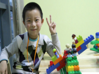 智涛机器人教育加盟品牌为孩子创造良好的学习条件