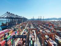 满载中国货物的集装箱船被撞！曾挂靠天津、上海等港口