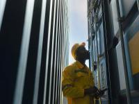 美方称将对中方加征100%关税，商务部回应