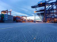 <strong>国际空运多少钱一公斤？全面解析价格影响因素与实用报价参考</strong>