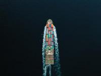 经过济南把旗帜寄到美国底特律