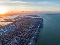 俄罗斯正式承认阿富汗临时政府