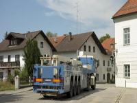 直流电源柜运用浙江义乌跨国货运发往阿联酋迪拜