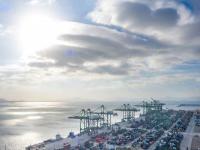 被困2个半月，“MSC神女”号安全通过霍尔木兹海峡