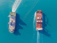 以星航运又一集装箱船突发火灾！