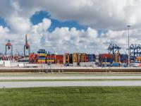 日用工业品选用山东青岛国际运输递送到英国伦敦