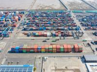 船舶清洁工具（刷子、清洗剂）采取南京环球货运递送到美国洛杉矶