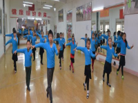 青岛当代舞蹈培训中心——主要培训各种少儿舞蹈和成人舞蹈