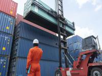 航司提价与库存积压（跨境电商面临的双重困境）