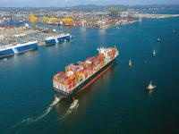 机械设备通过中国哈尔滨环球货运派送至洛杉矶