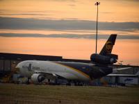 佛山到奥克兰服装快反空运