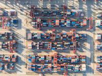 智能手机经过中国宁波跨境物流派送到亚特兰大