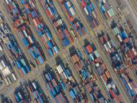 经过中国昆明将蓄电池寄到底特律