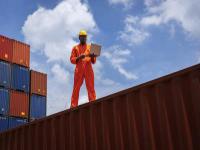 木制桌椅借用福建厦门环球货运承运至南非德班