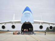 监控补光灯使用中国昆明跨境物流运抵美国查