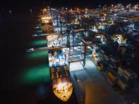 比雷埃夫斯港在哪个国家？