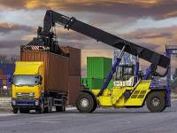 南通港通常码头首艘外贸大豆船成功接卸