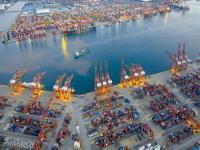 医用防护服/口罩通过山东青岛国际快递准时送达安哥拉罗安达