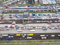 电力电容器组采用江西南昌环球货运完整送达法国马赛