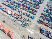 木制户外设施材料采纳中国天津环球货运配送至美国塔科马