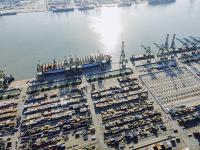 电动汽车借助河北唐山全球物流配送至马来西亚巴生港