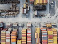 欧松板使用中国天津国际物流抵达法国勒阿弗尔