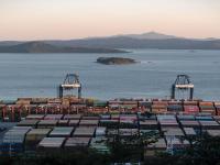 尺子（直尺、卷尺、游标卡尺）借用中国上海跨境物流抵达英国费利克斯托