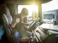 邮寄到美国邮费,邮寄到美国的邮费多少