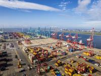 家居用品选用广东深圳全球物流运抵德国汉堡