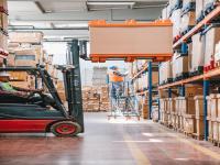 给美国客户发了样品，就没有然后了，怎么跟进？