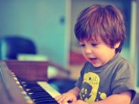 用音乐教育宝宝