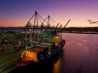 小家电经中国佛山跨国货运派送至奥兰多