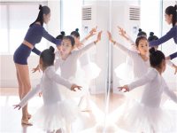东方鹤舞蹈——从事少儿和成人舞蹈培训及培养舞蹈特长生的专业机构