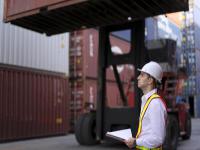 中国物流完成精密设备跨国海陆运输