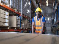 路灯经过广东广州国际货运配送至韩国首尔