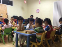 青青藤乐学堂——从事 2-6 岁婴幼儿早期教育培训服务