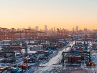 液晶显示器采纳广东广州跨境物流运到美国纽约