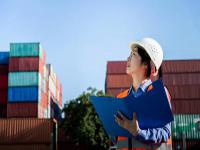 车载自行车架及滑雪板架采纳中国成都国际快递送抵新奥尔良