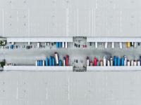 发电设备采纳辽宁大连国际货运抵达美国洛杉矶