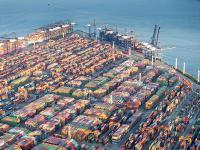 密度板采用广东深圳跨境物流运到新加坡