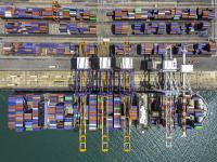 杏仁选用浙江义乌跨国货运送到越南胡志明市